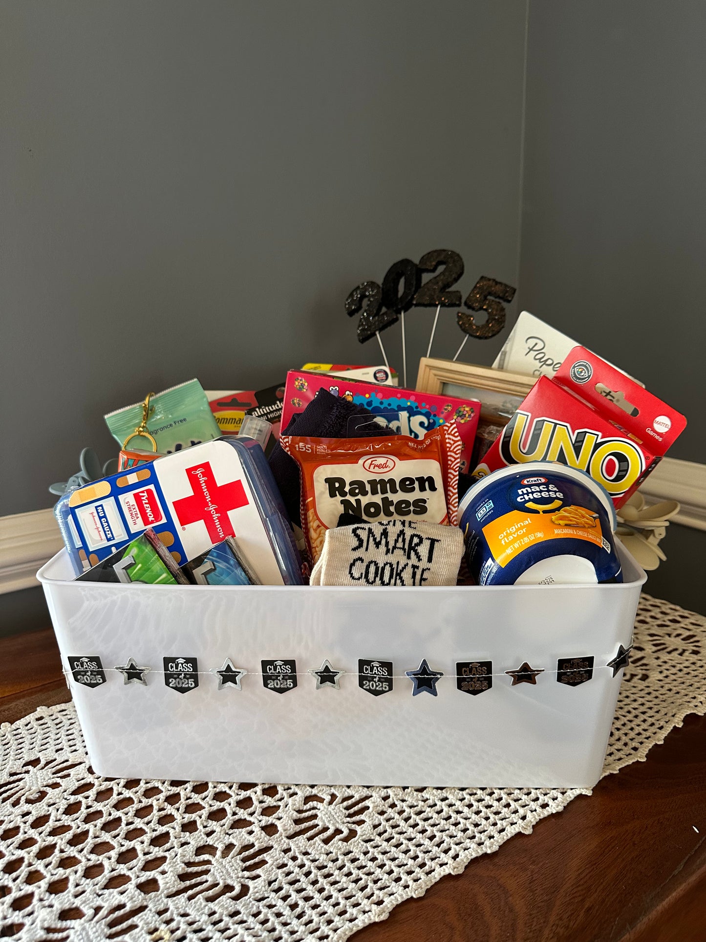 🎓Grad Essentials Care Package – Smart, Sweet & Ready to Succeed!